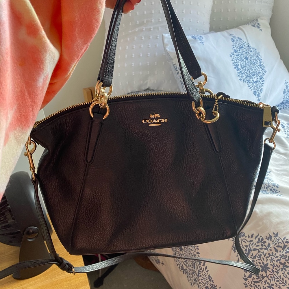 Coach Kelsey Satchel Bag - Black